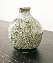 Afbeelding in Gallery-weergave laden, Rond vaasje HAKODATE